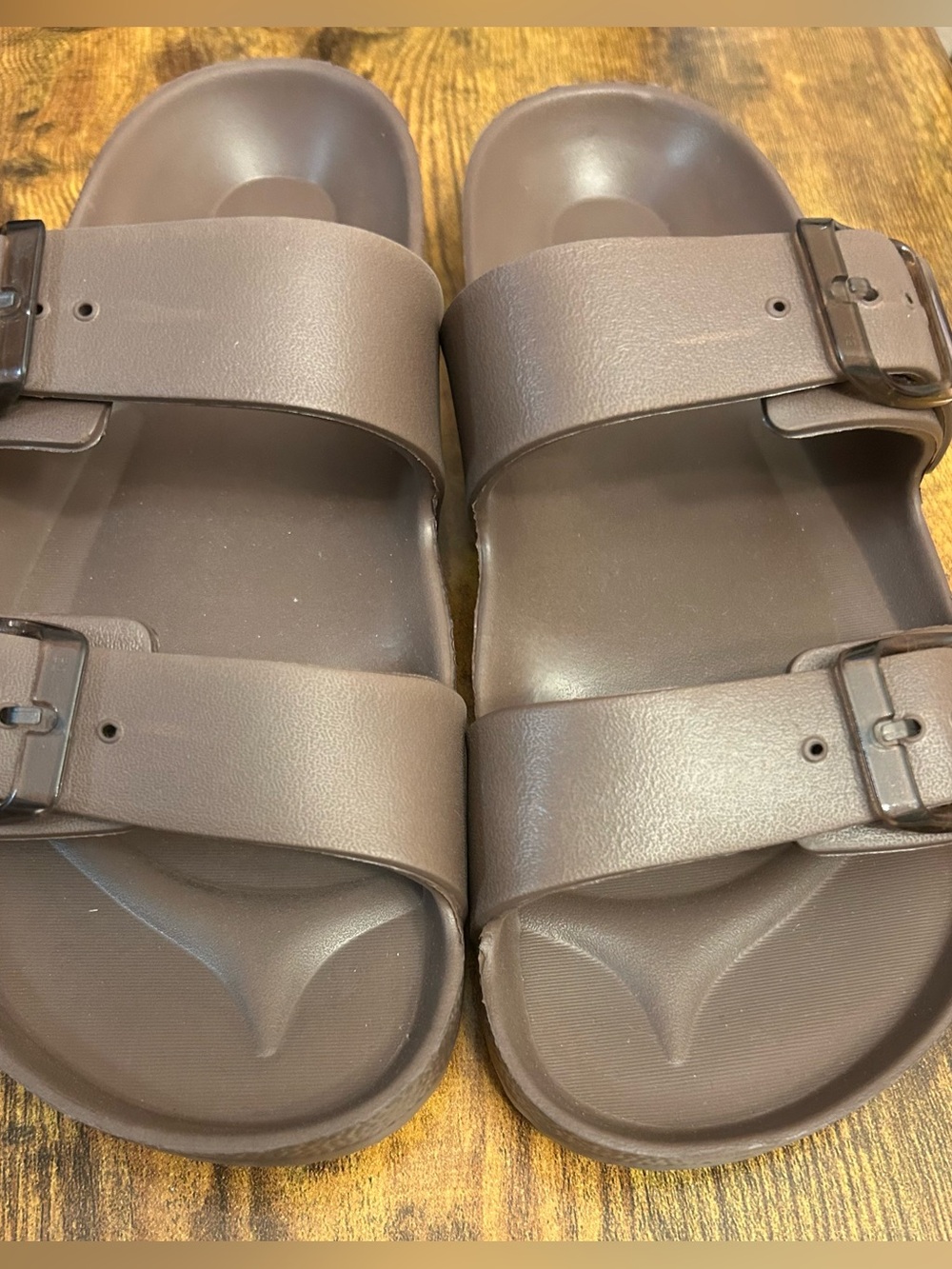 Women's Neida EVA Two Band Footbed Slide Sandals - Shade & Shore brown 
Size 7